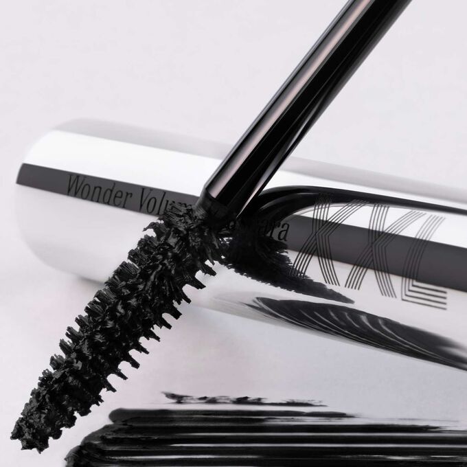 Wonder Volume Mascara XXL 01 – Extreme Black