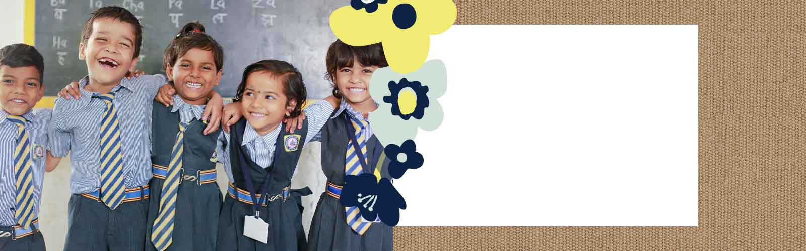 Anak-anak sekolah dasar berangkulan