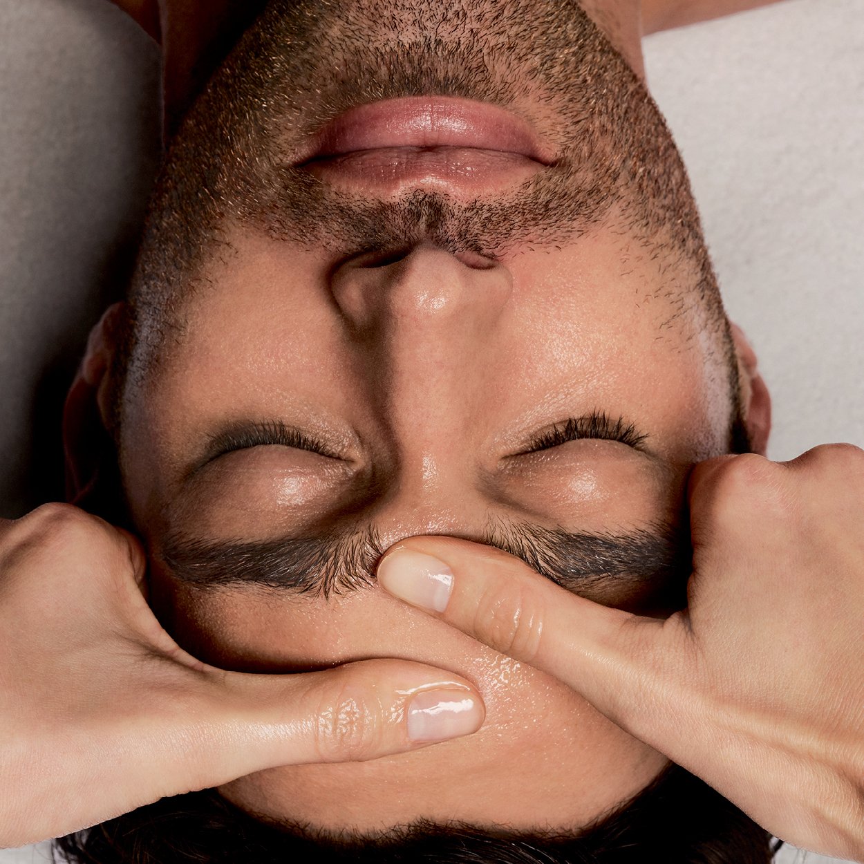 ENERGIZING FACIAL FOR MEN
